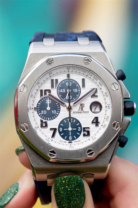 ap royal oak offshore review.